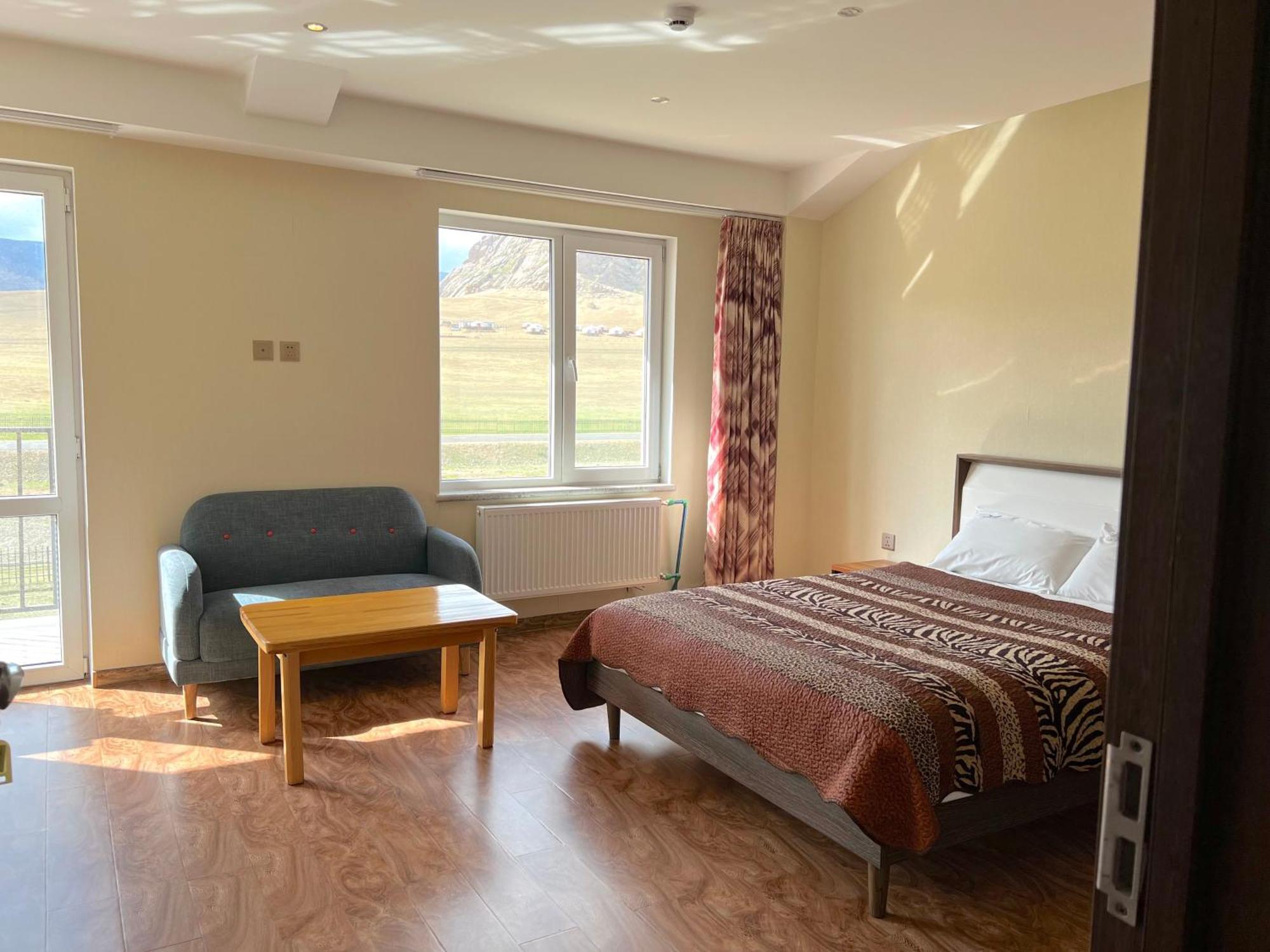 Yoliin Hural Takhi Resort Terelj מראה חיצוני תמונה