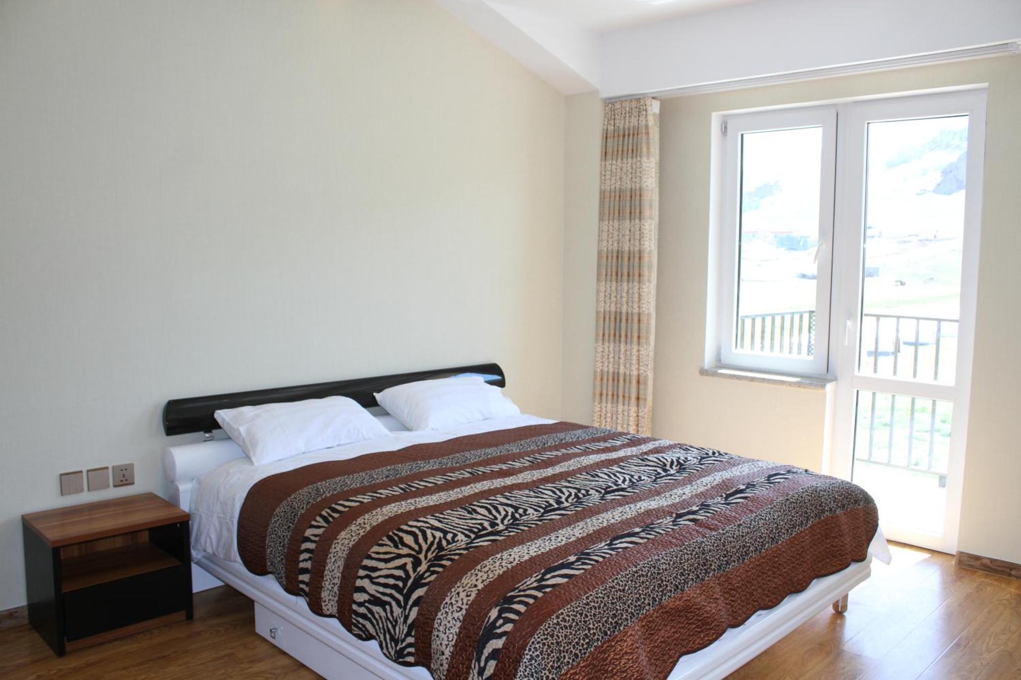 Yoliin Hural Takhi Resort Terelj מראה חיצוני תמונה