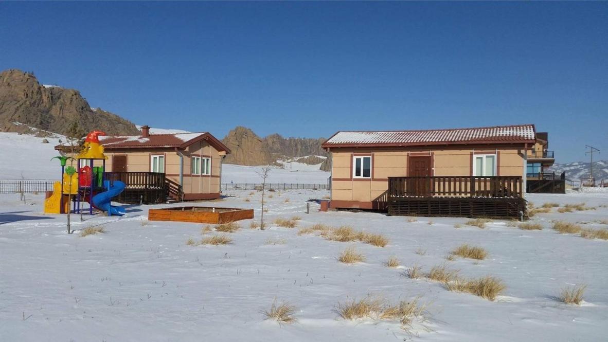 Yoliin Hural Takhi Resort Terelj מראה חיצוני תמונה