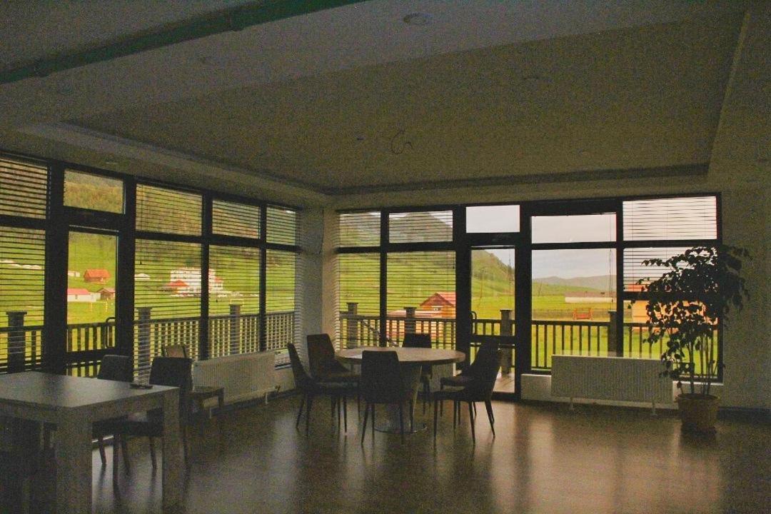 Yoliin Hural Takhi Resort Terelj מראה חיצוני תמונה